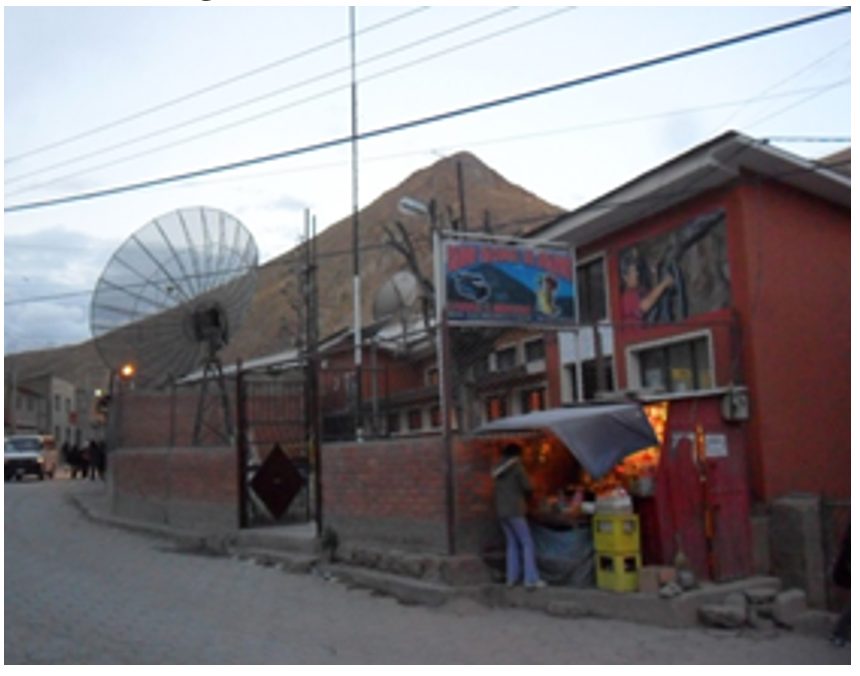 Radio Nacional
Huanuni, originada en 1959, en el territorio de Huanuni, Oruro, Bolivia