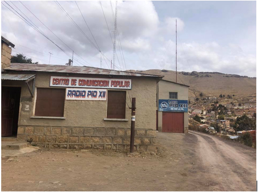 Radio Pío XII, originada en 1959, en el territorio
de Llallagua, Oruro, Bolivia